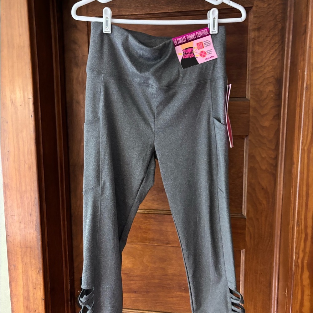 Shosho Gray Leggings with High Waist and Criss-Cross Details
